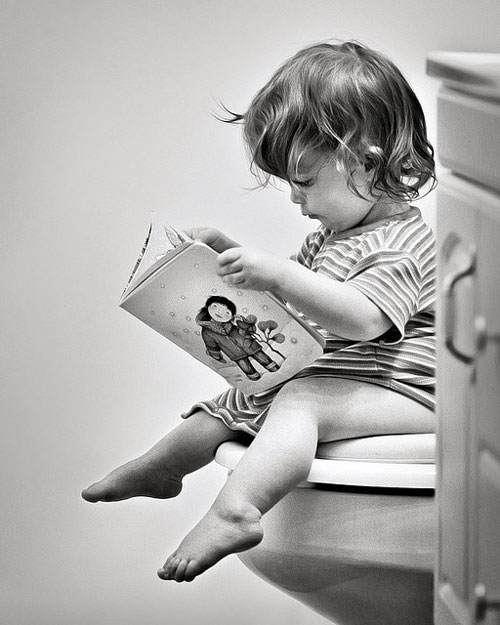 child bathroom reading