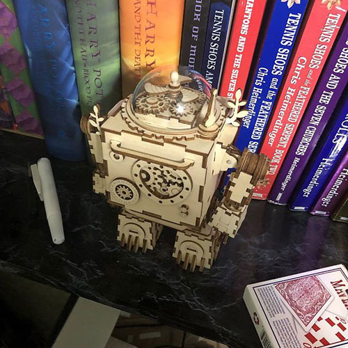 robot guarding books