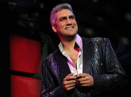 Taylor Hicks in Grease